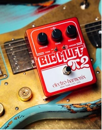 Electro-Harmonix Big Muff Pi 2 w/ Tone Wicker Dual OPAMP Analogue Fuzz / Distortion / Sustainer Pedal