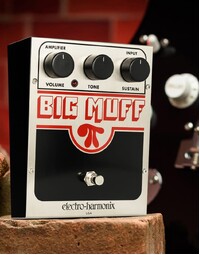 Electro-Harmonix USA Big Muff Pi Fuzz / Distortion / Sustainer Pedal