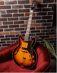 Epiphone Sheraton Frequensator Thinline Semi-Hollowbody Vintage Sunburst - EOSHVSGHR
