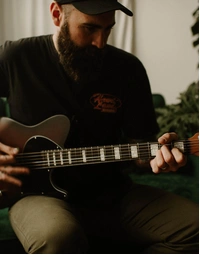 Balaguer Thicket FYS Rustic Barn Burst