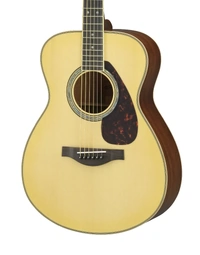 Yamaha LS16M ARE NT Solid Engelmann / Mahogany Concert Acoustic w/ Pickup Natural
