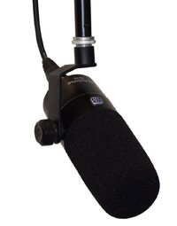 Presonus PD-70 Cardioid Dynamic Vocal Microphone for Podcasters, Broadcasters and Streamers