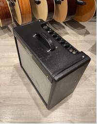 Used Fender Blues Junior MK III 15w 1x12" Guitar Amp Combo