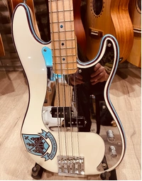 Used Fender Steve Harris Precision Bass MN Olympic White Pinstriping (Includes Gig Bag)