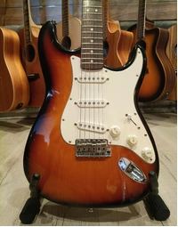 Used Fender 1997 American / Mexican California Series Stratocaster RW Brown Sunburst (Includes Hard Case)