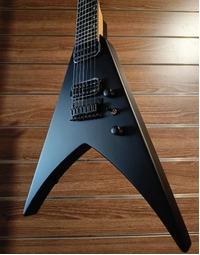 Spira Guitars V-407 MBK 7-String Electric Guitar EB Satin Black