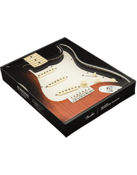 Fender Pre-Wired Stratocaster Pickguard Original '57/'62 SSS Parchment 11 Hole PG