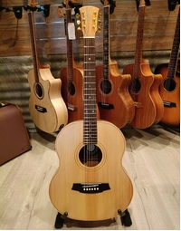 Cole Clark CCLL2E-BBR Touring Series Solid Bunya / Blackwood Mini Acoustic Guitar RW w/ Pickup