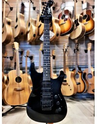 Used Fender HM Stratocaster Black (1988) w/ gig bag