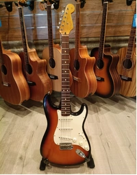Used Fender 1997 American / Mexican California Series Stratocaster RW Brown Sunburst (Includes Hard Case)