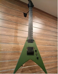 Spira Guitars V-407 MGR 7-String Electric Guitar EB Satin Green